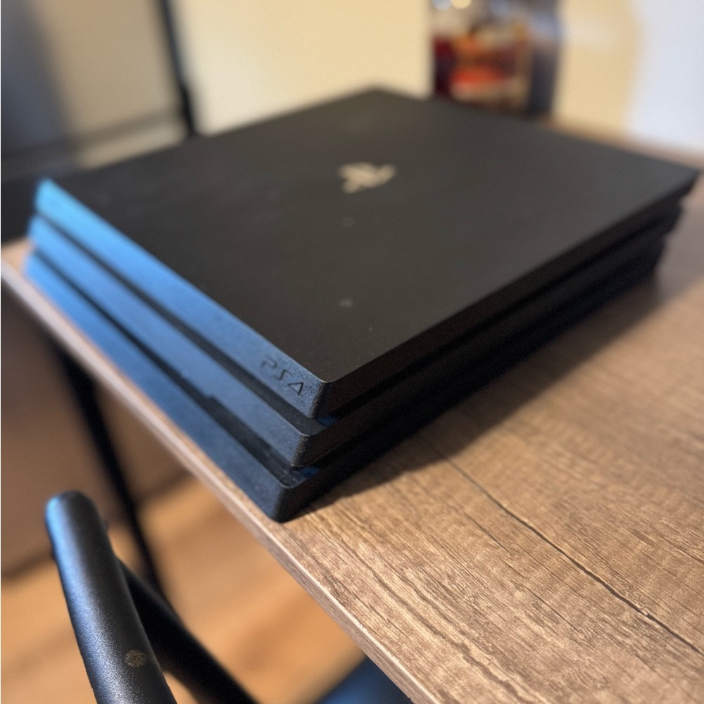 Sony PlayStation Pro 4 1T